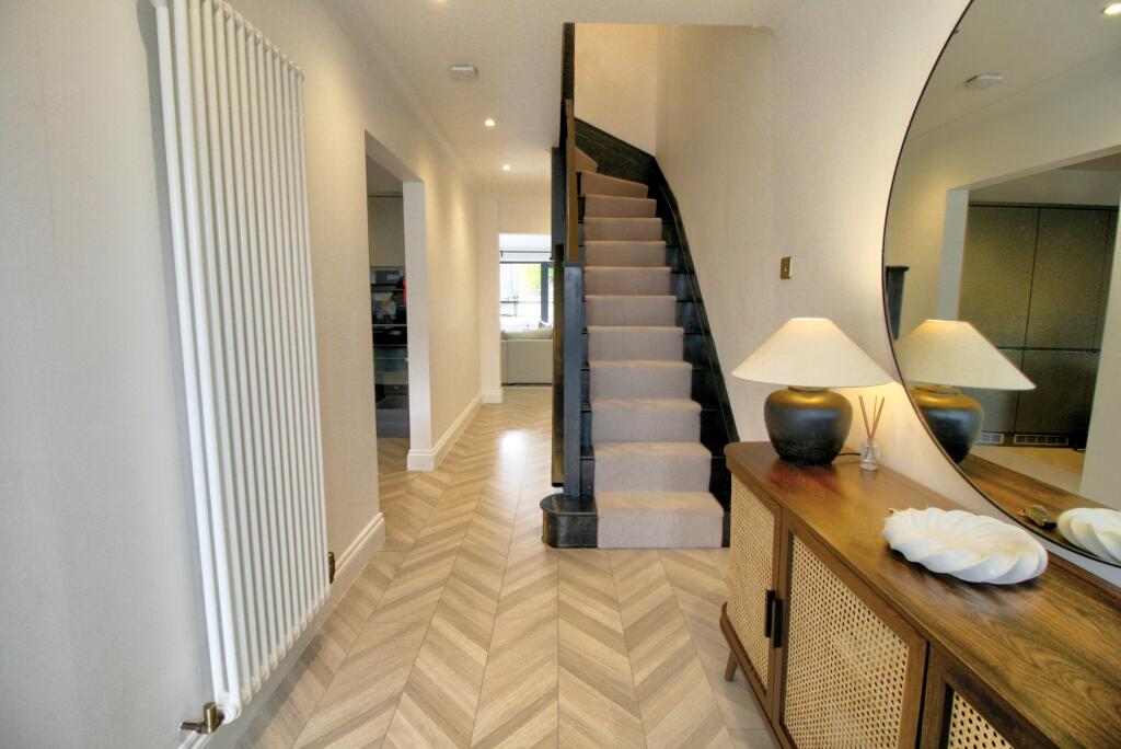 House in Tonbridge - View 5