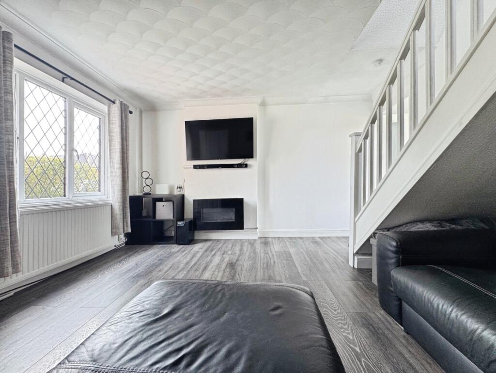House in Llanelli - View 4