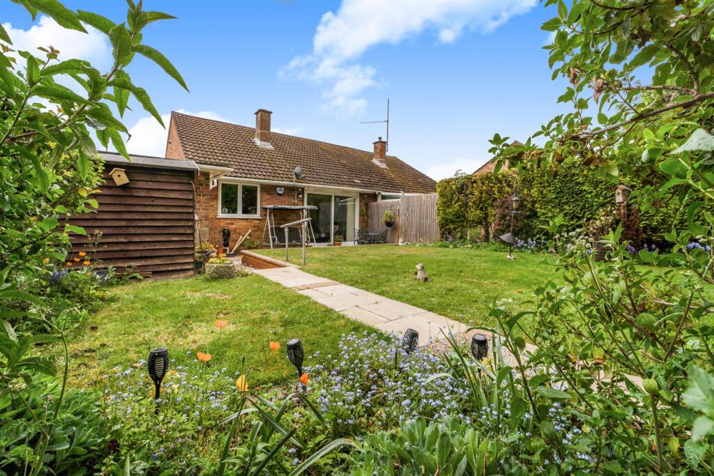 House in Luton - View 4
