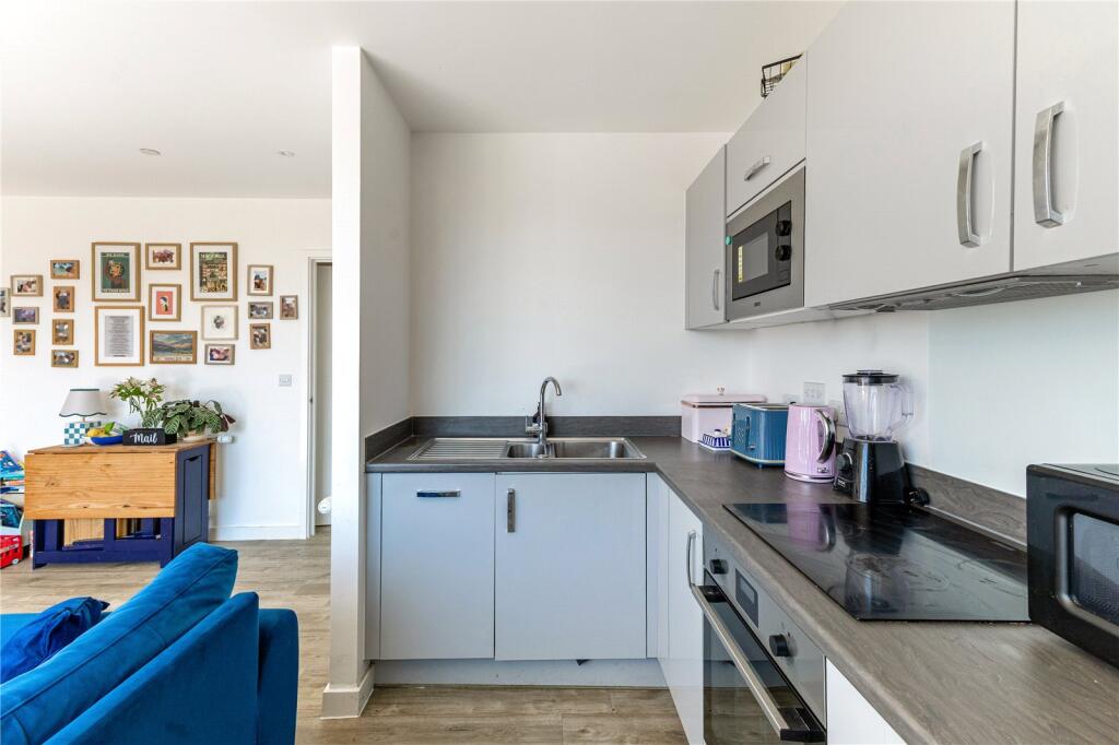 Ardisia Mews, London, E7 photo 4
