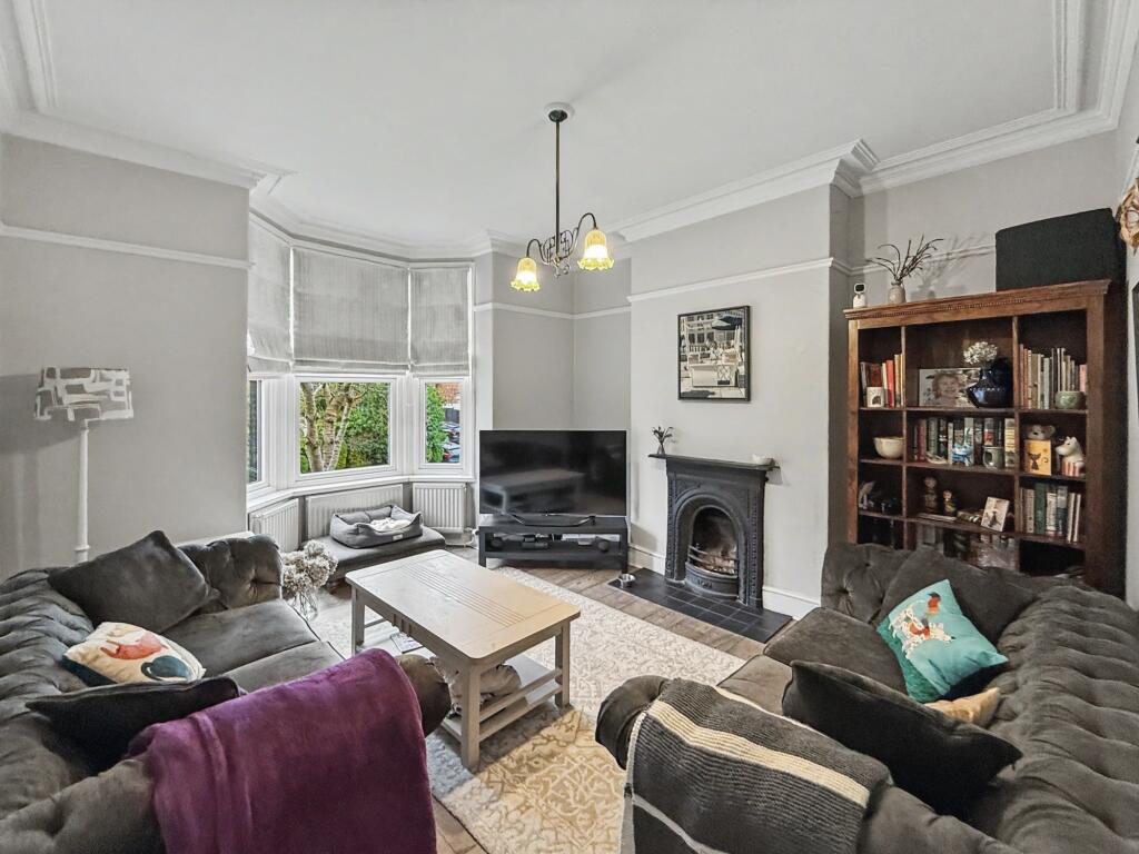 Clifton Road, Prestwich, M25 photo 3