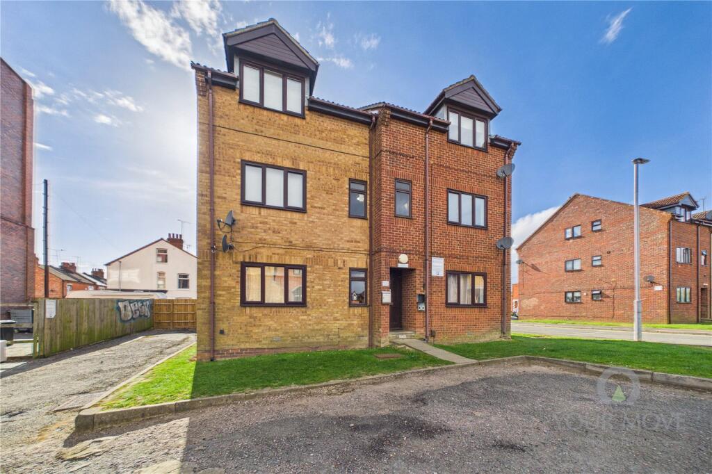 Main image of property: Baronson Gardens, Northampton, NN1