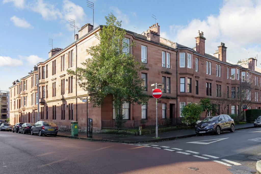 Main image of property: 0/2, 35 Lawrence Street, Dowanhill, G11 5HD