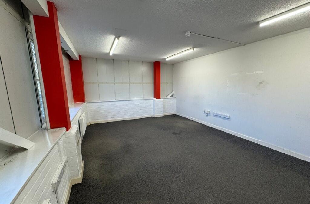 11 Tresham Road details 061125 Pic 10.jpg