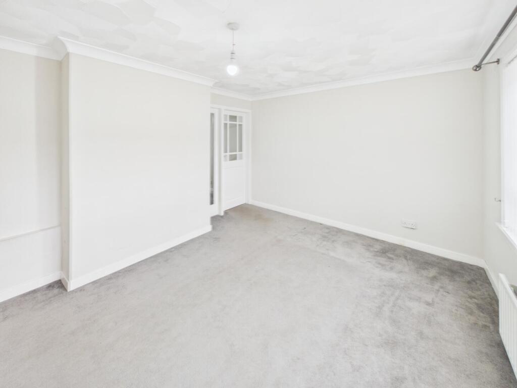 House in Kilmarnock - View 2