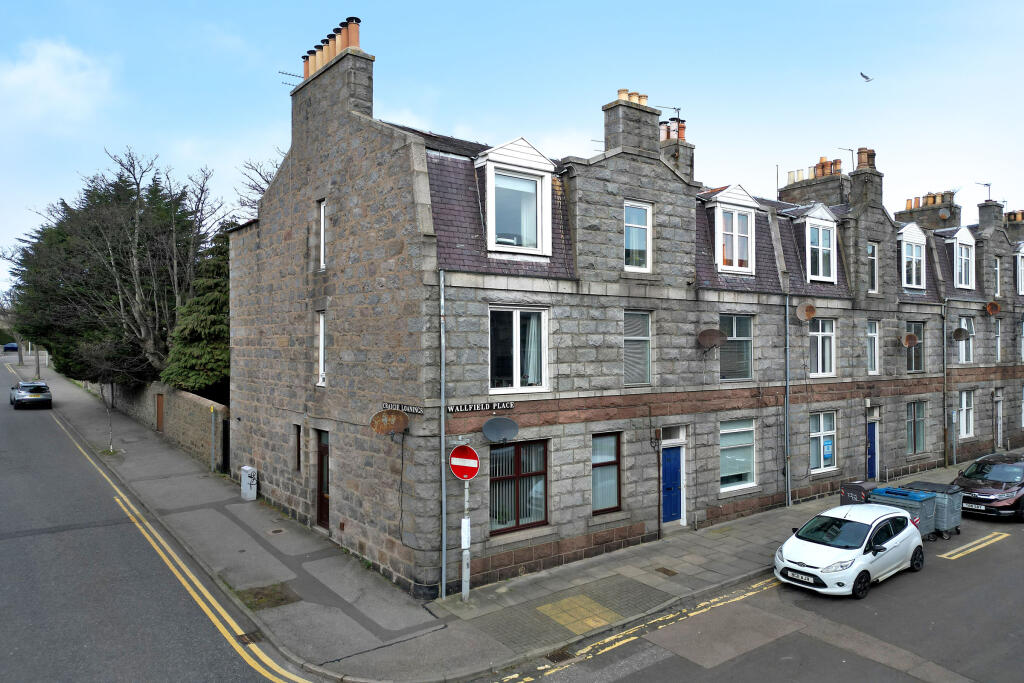 Main image of property: 12 Craigie Loanings, Aberdeen, AB25