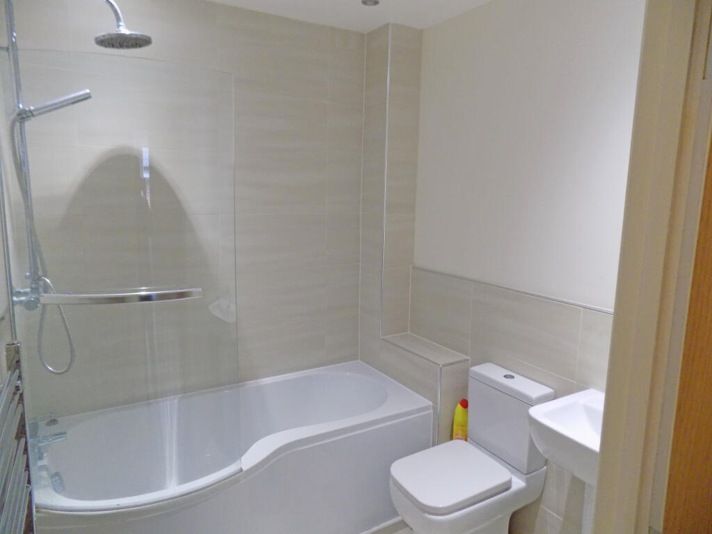 Apartment in Sheffield - More