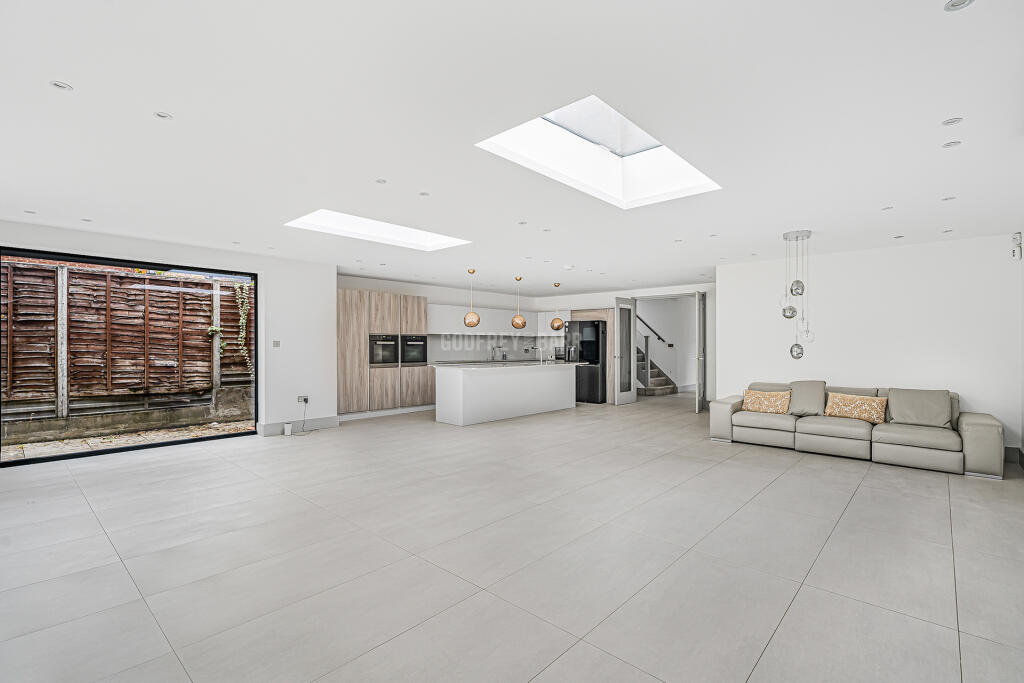 House in London - More