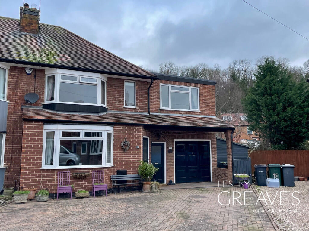 Main image of property: Farnsfield Avenue, Burton Joyce, Nottingham