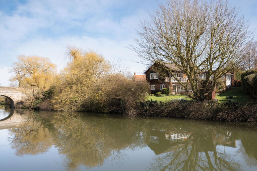 Main image of property: Vicarage Road, Marsworth, Buckinghamshire HP23