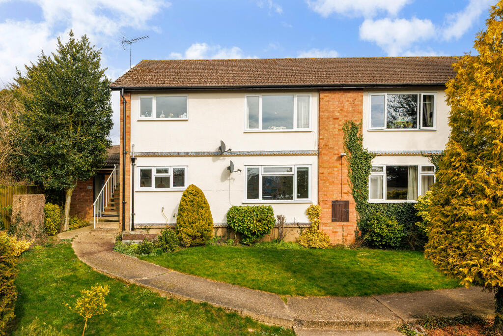 Main image of property: Hill Close, Harpenden, AL5