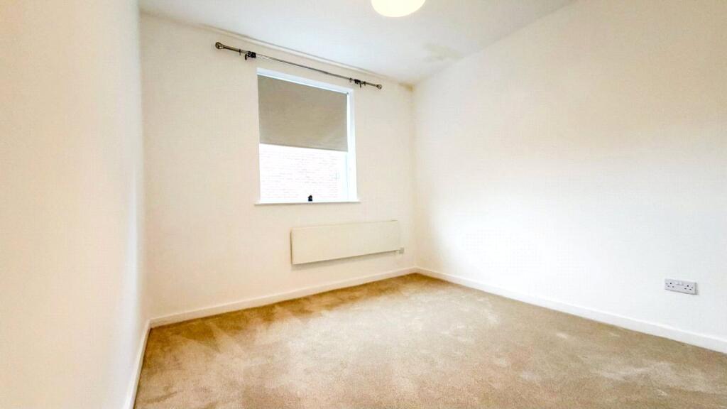 Apartment in Manchester - View 5