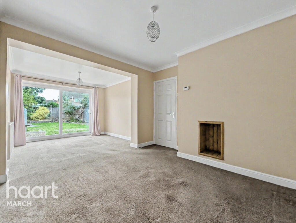 House in Peterborough - View 5