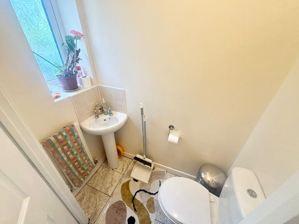 House in Dudley - View 4