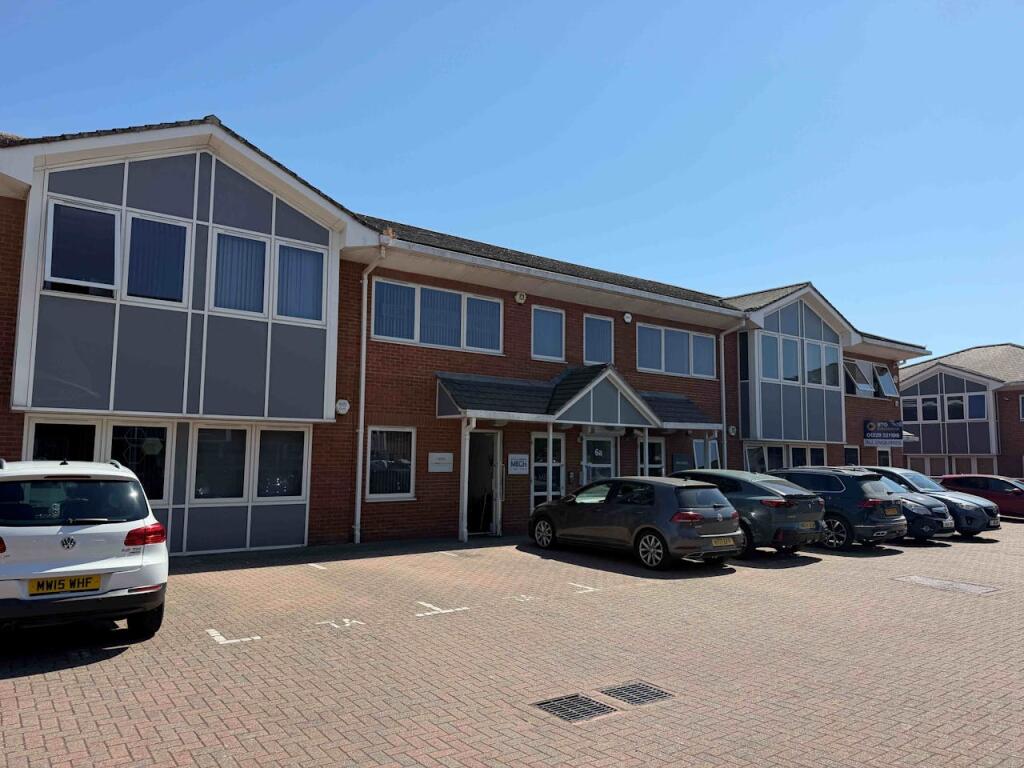 Main image of property: 7A The Gardens, First Floor Office Suite, Broadcut, Fareham, PO16 8SS