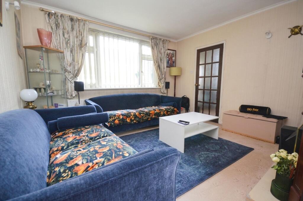 Crownhill Road, Brinsworth, S60 photo 4