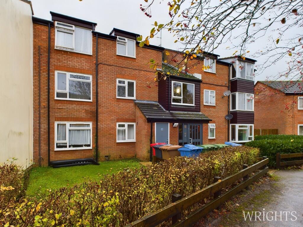 Main image of property: Kestrel Close, Stevenage