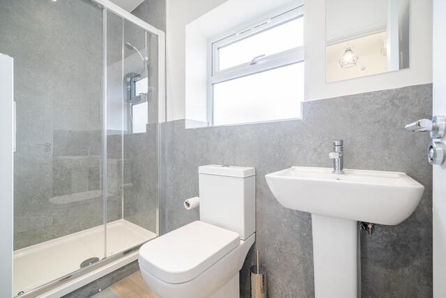 3 bedroom semi-detached house for rent