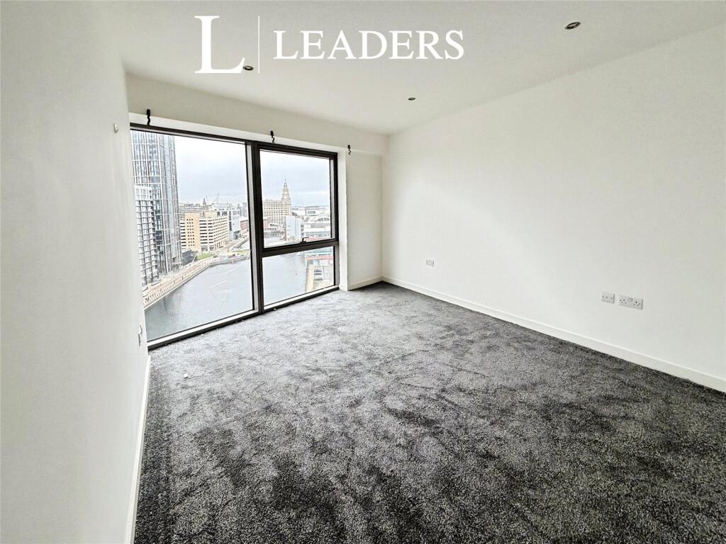 Apartment in Liverpool - View 4