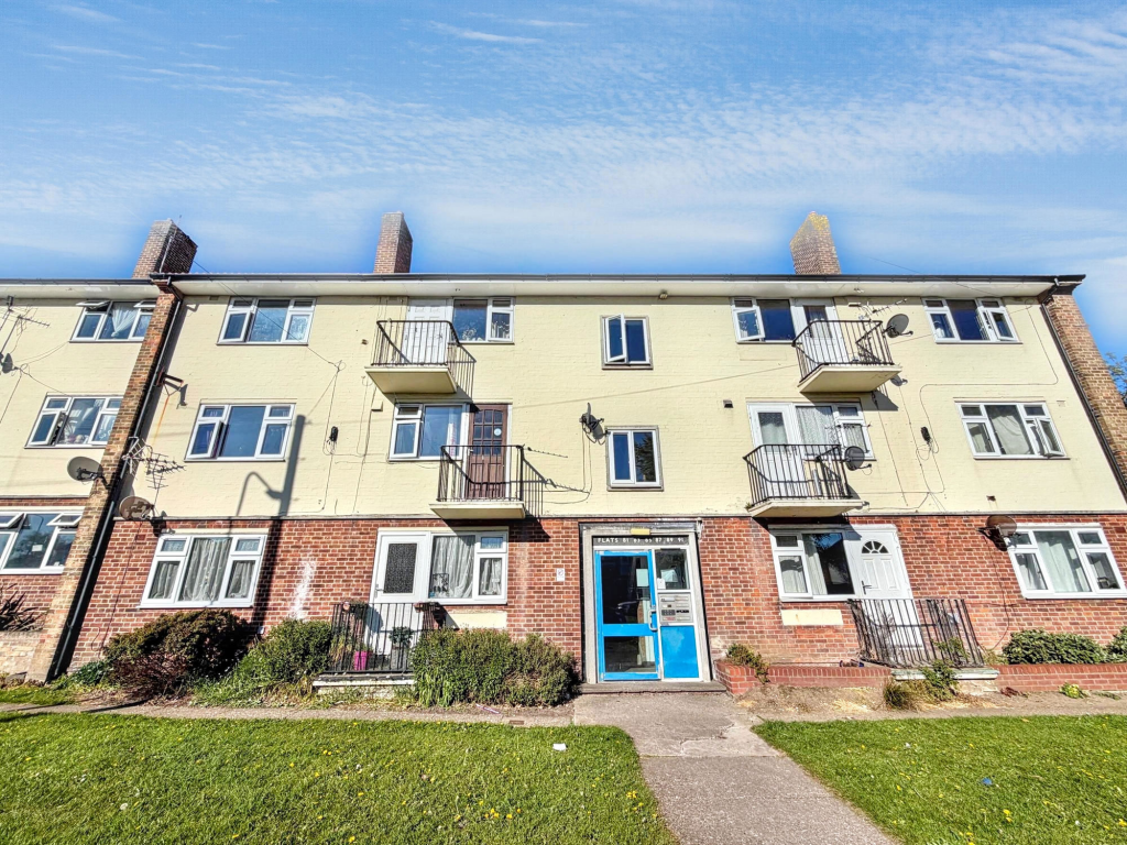 Main image of property: Bessingby Gate, Bridlington, East Riding of Yorkshire, YO16 4RU