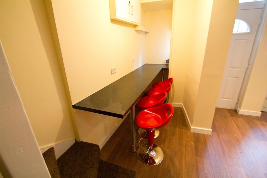 House in Leeds - View 4