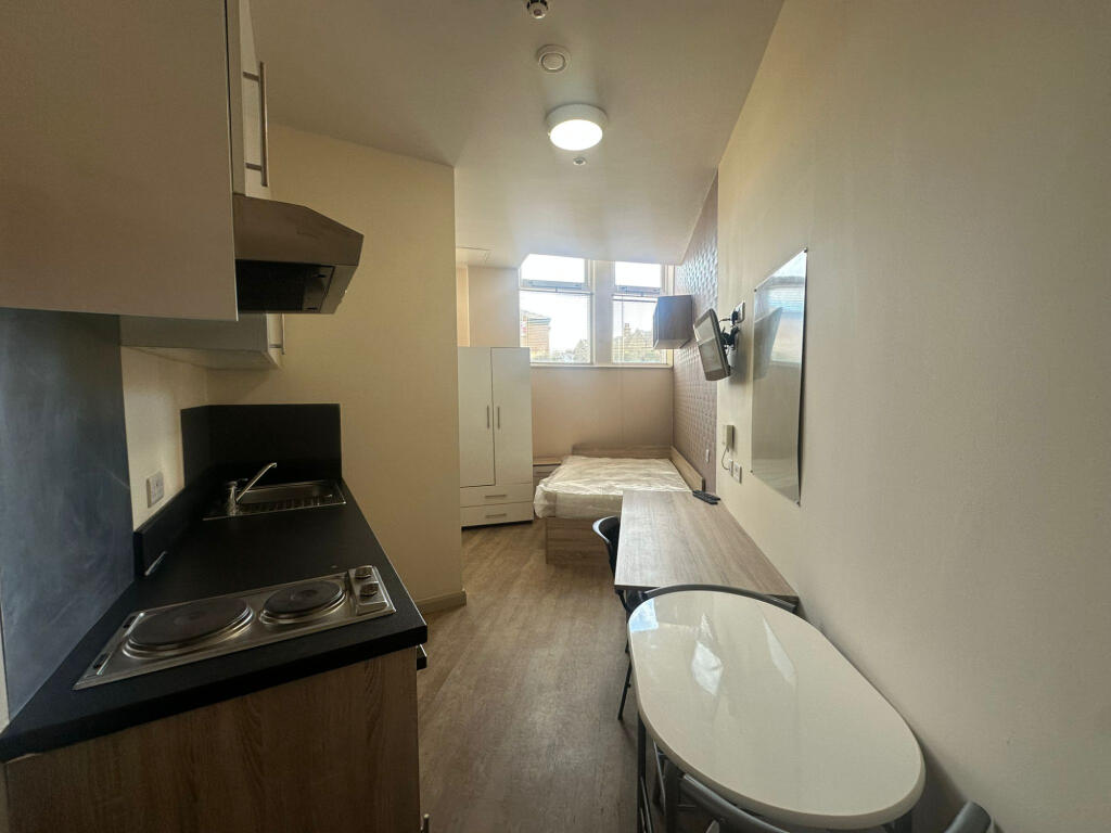 Main image of property: Alexandra House, 1 Castlegate, Sheffield, South Yorkshire, S3