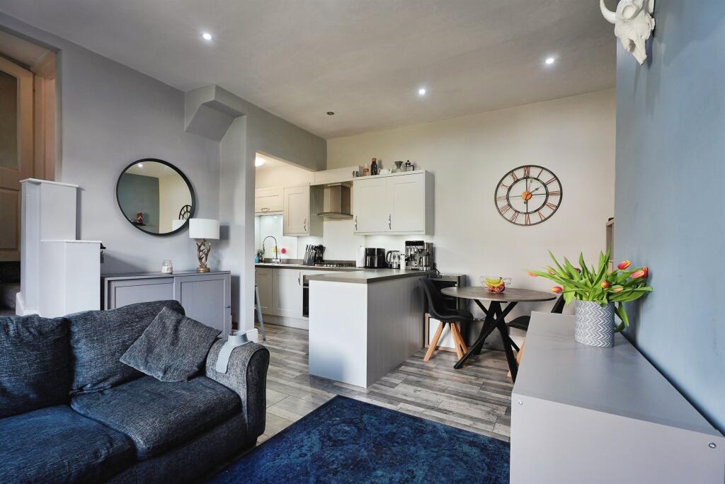 Additional image 3 of Brearcliffe Street, BRADFORD