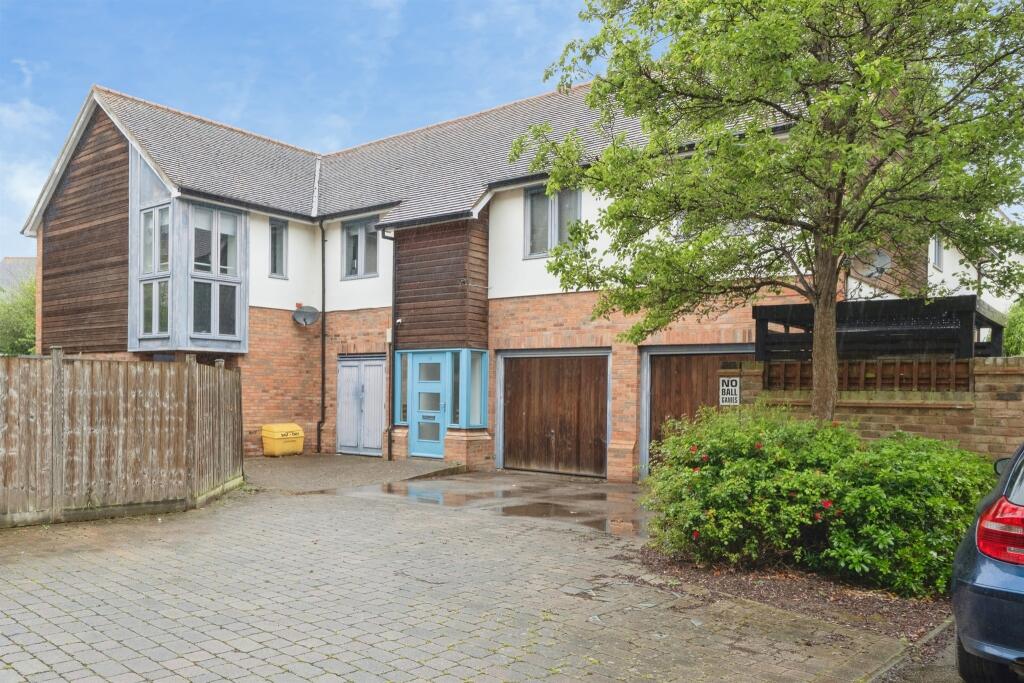 Main image of property: Cavan Way, Broughton, Milton Keynes