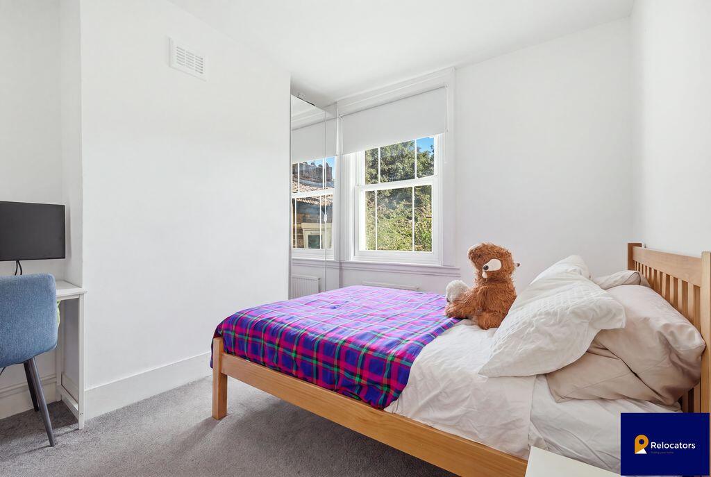 Apartment in London - View 4