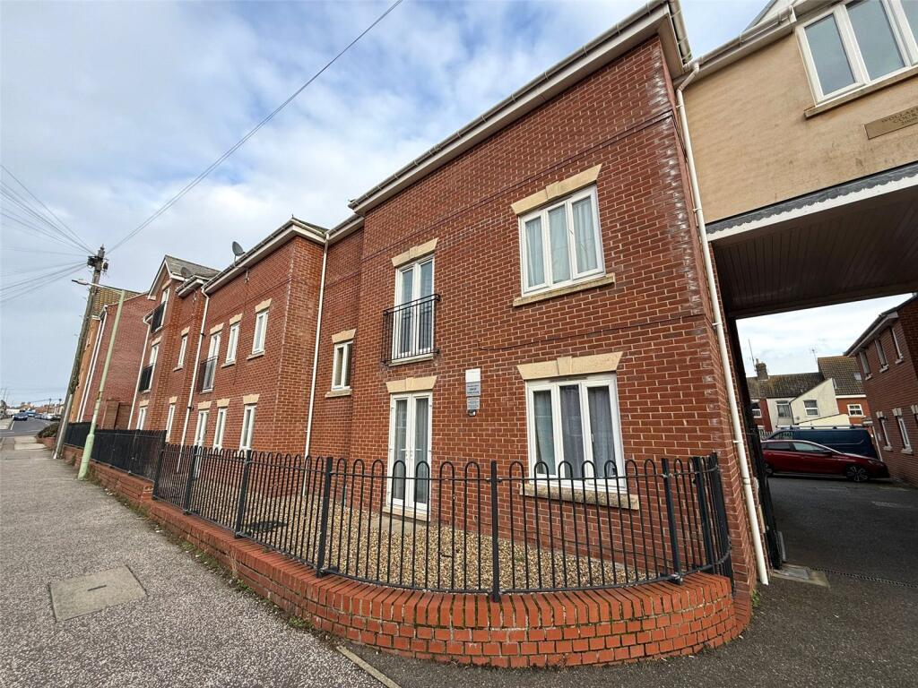 Main image of property: Lowestoft, Suffolk, NR32