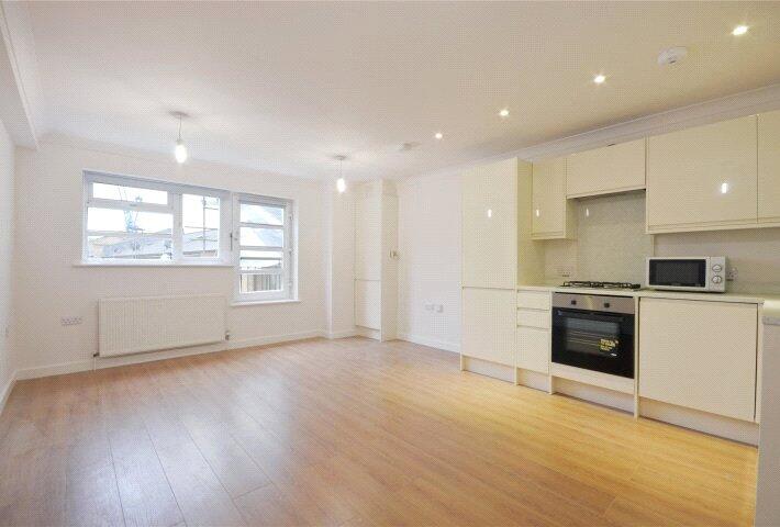 Apartment in London, St. George in the East, Whitechapel - View 2