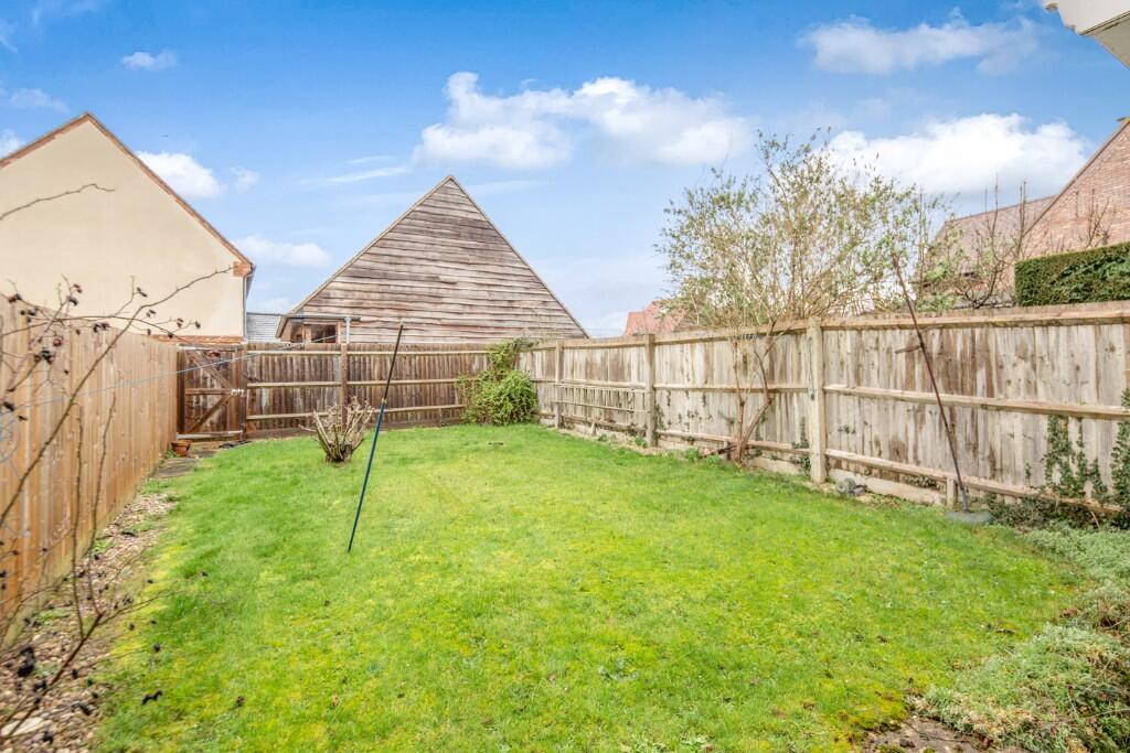 Home Farm Close, OX25 photo 2