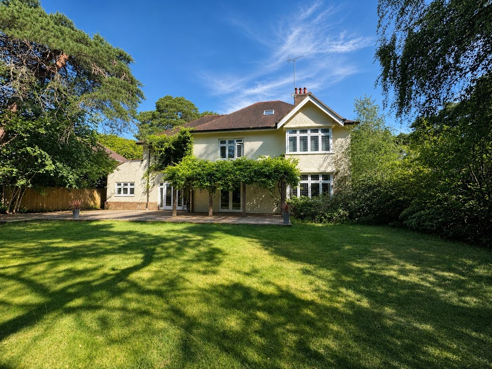 Main image of property: Dunyeats Road, Broadstone