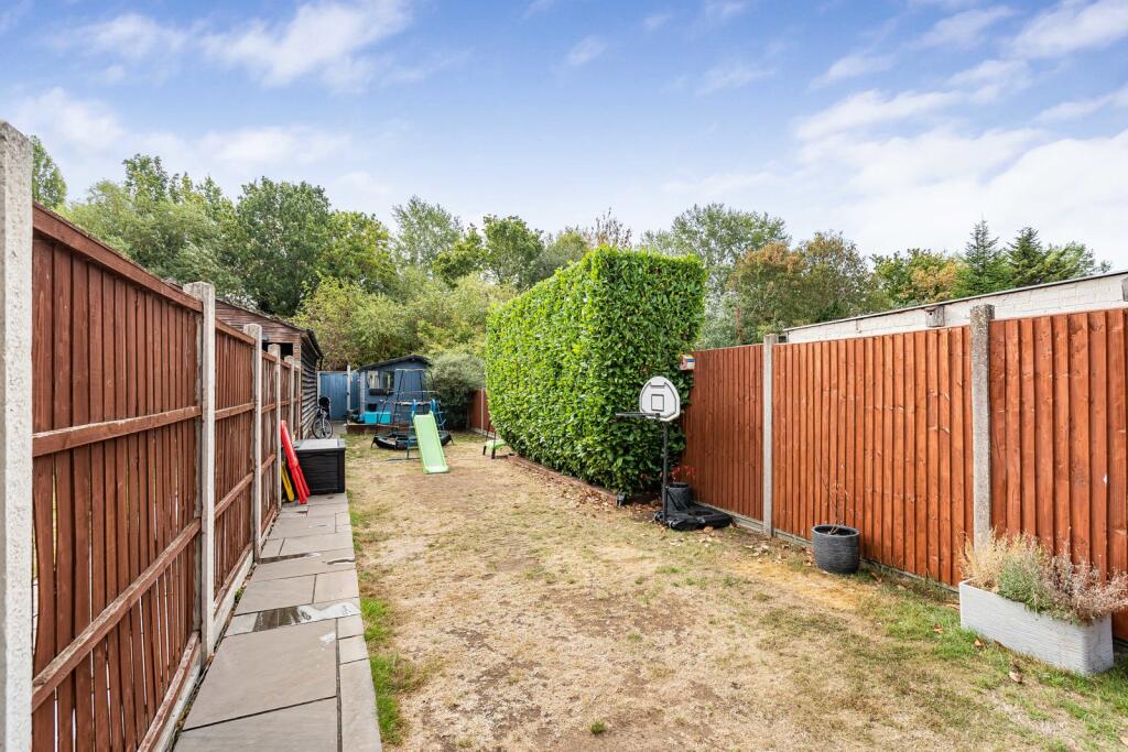 House in Twickenham - View 5