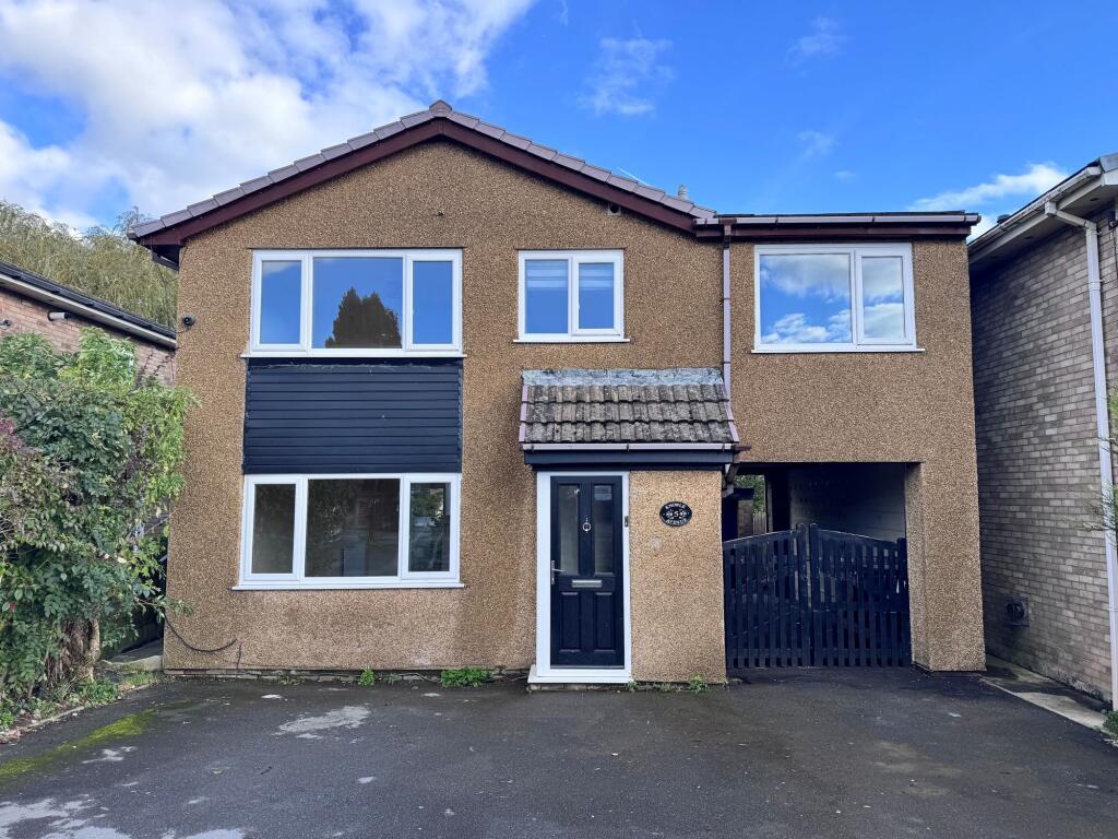 Main image of property: Knowle Avenue, Chapel-En-Le-Frith, SK23