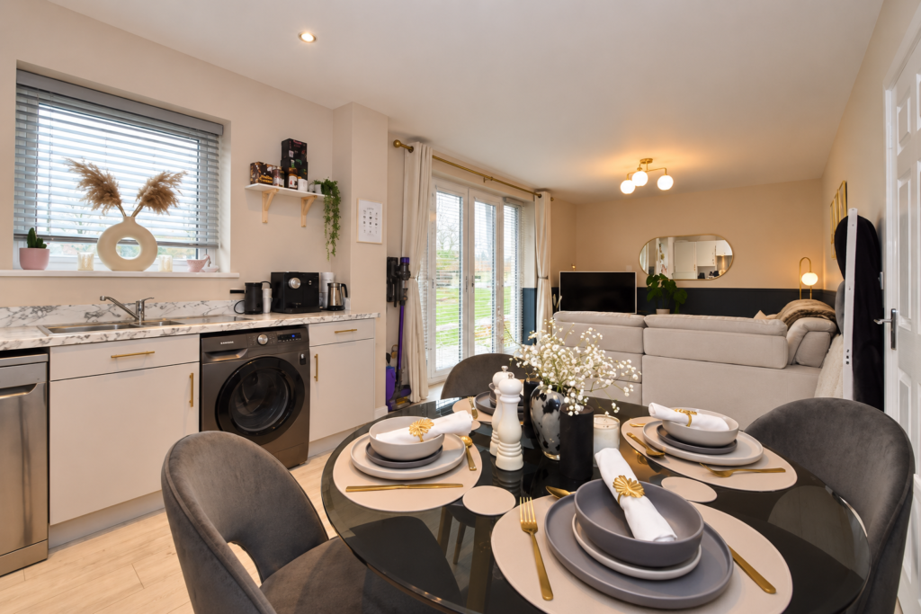 Apartment in Newcastle upon Tyne - View 5