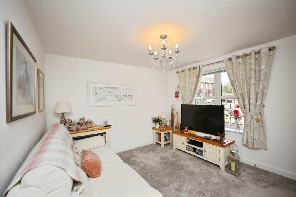 Wing Street, Stratford-upon-Avon, Warwickshire, CV37 photo 2