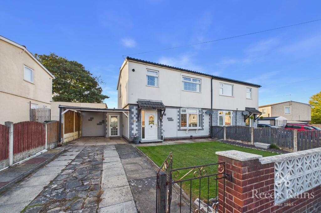 3-bed semi-detached on Carlyle Crescent, Castleford, West Yorkshire, WF10, £170,000