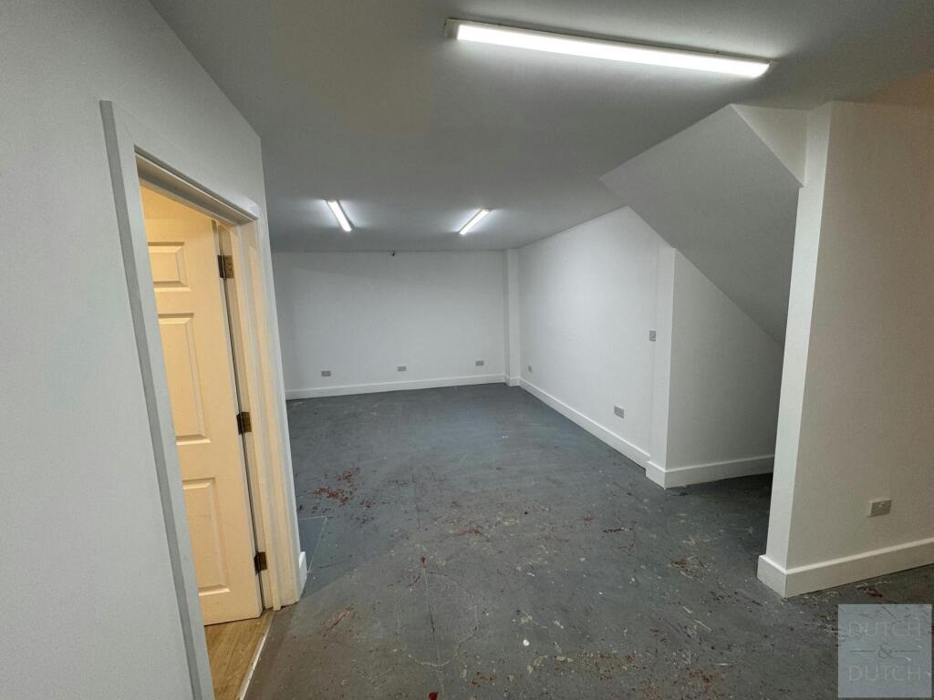 Unit 16 Hawthorn Centre (18).jpg