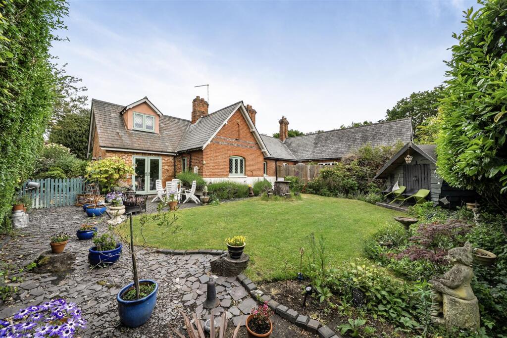 House in Finchampstead - View 2