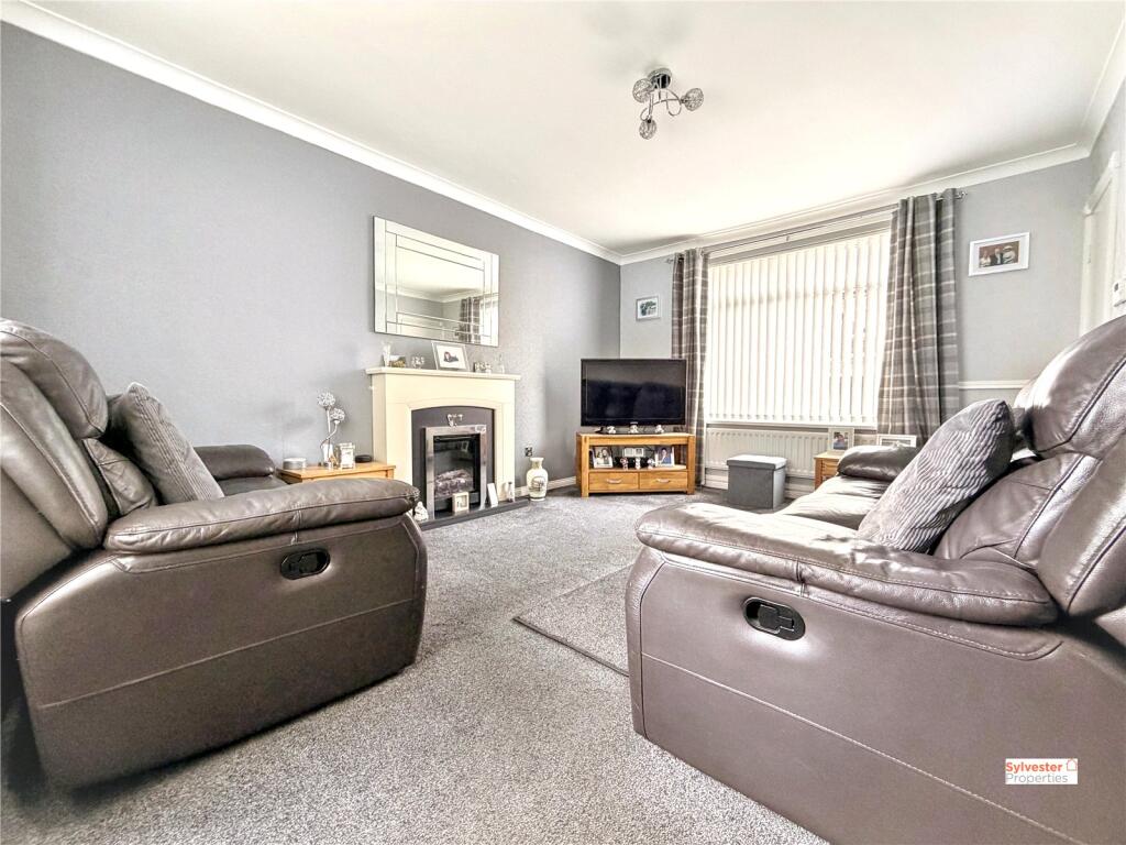 House in Durham - View 3