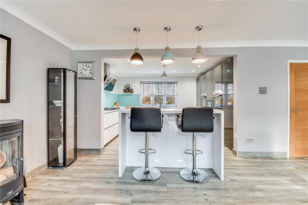 House in Chelmsford, East Hanningfield - View 4