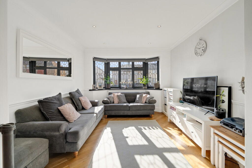 House in Sidcup, Falconwood - View 2