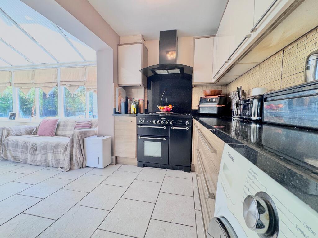 House in Fareham, Whiteley, Locks Heath - View 5