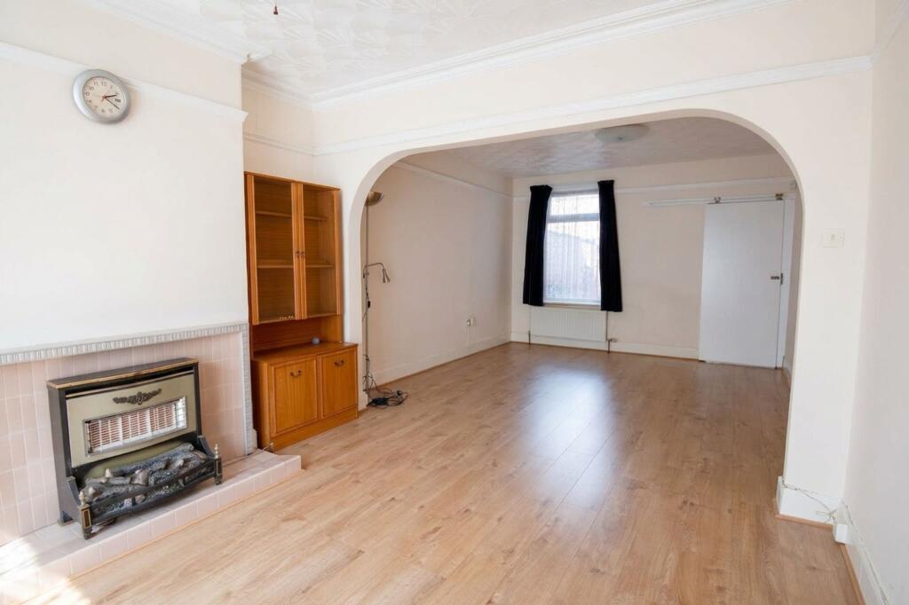 House in Wellingborough, Burrow's Bush - View 3