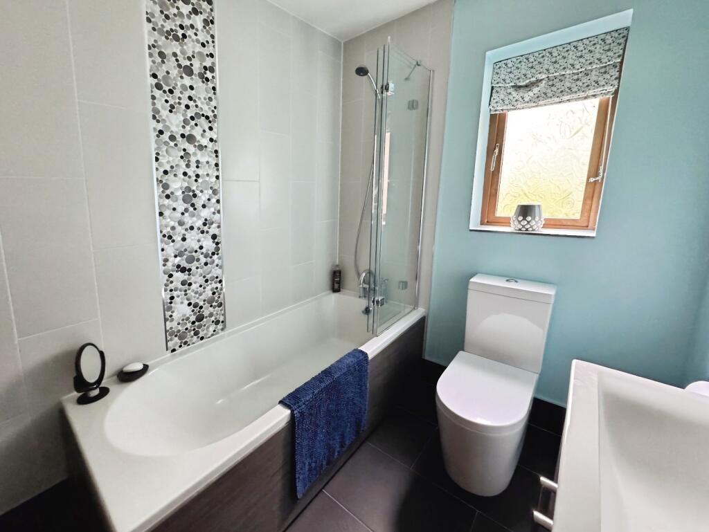 Additional image 8 of Rustless Close, Cleckheaton, BD19