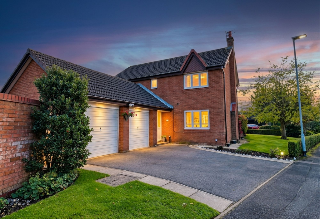 Main image of property: Carrington Close, Birchwood, WA3