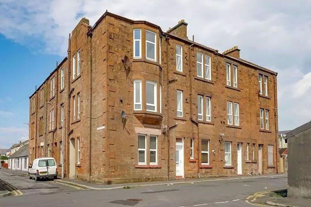Main image of property:  , Ailsa Buildings, Kirkwood Place, Flat 6, Girvan, KA260AU