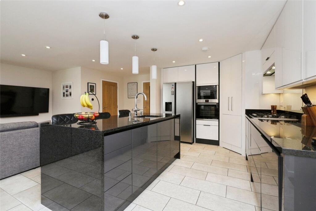 Farriers Way, UCKFIELD, East Sussex, TN22 photo 2