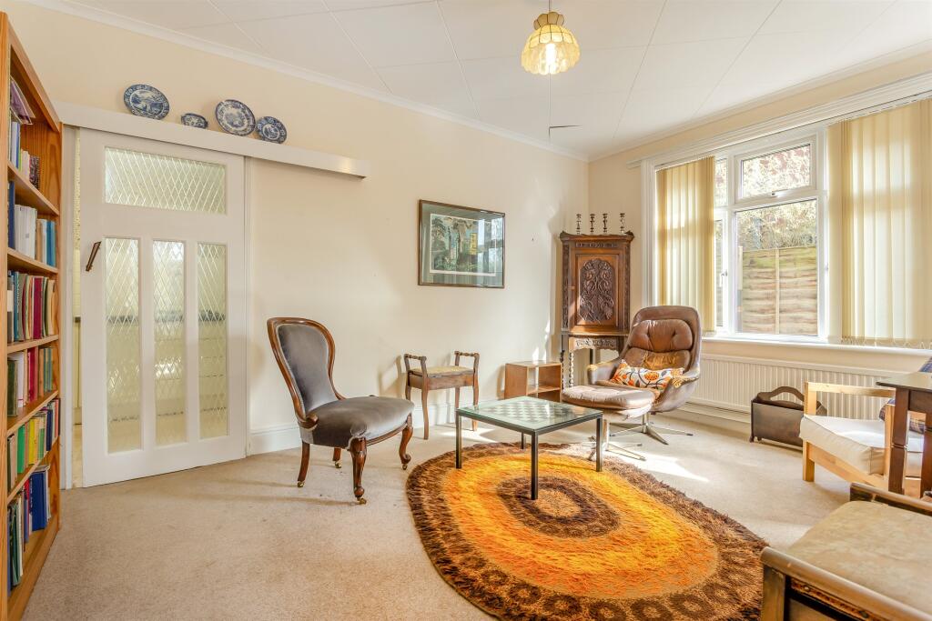 House in Usk - View 4